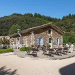 Campingplatz Chateau De L'hom L'Estrechure