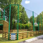 Chateau De L'hom Campingplatz *
