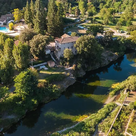 Chateau De L'hom Кемпинг L'Estrechure
